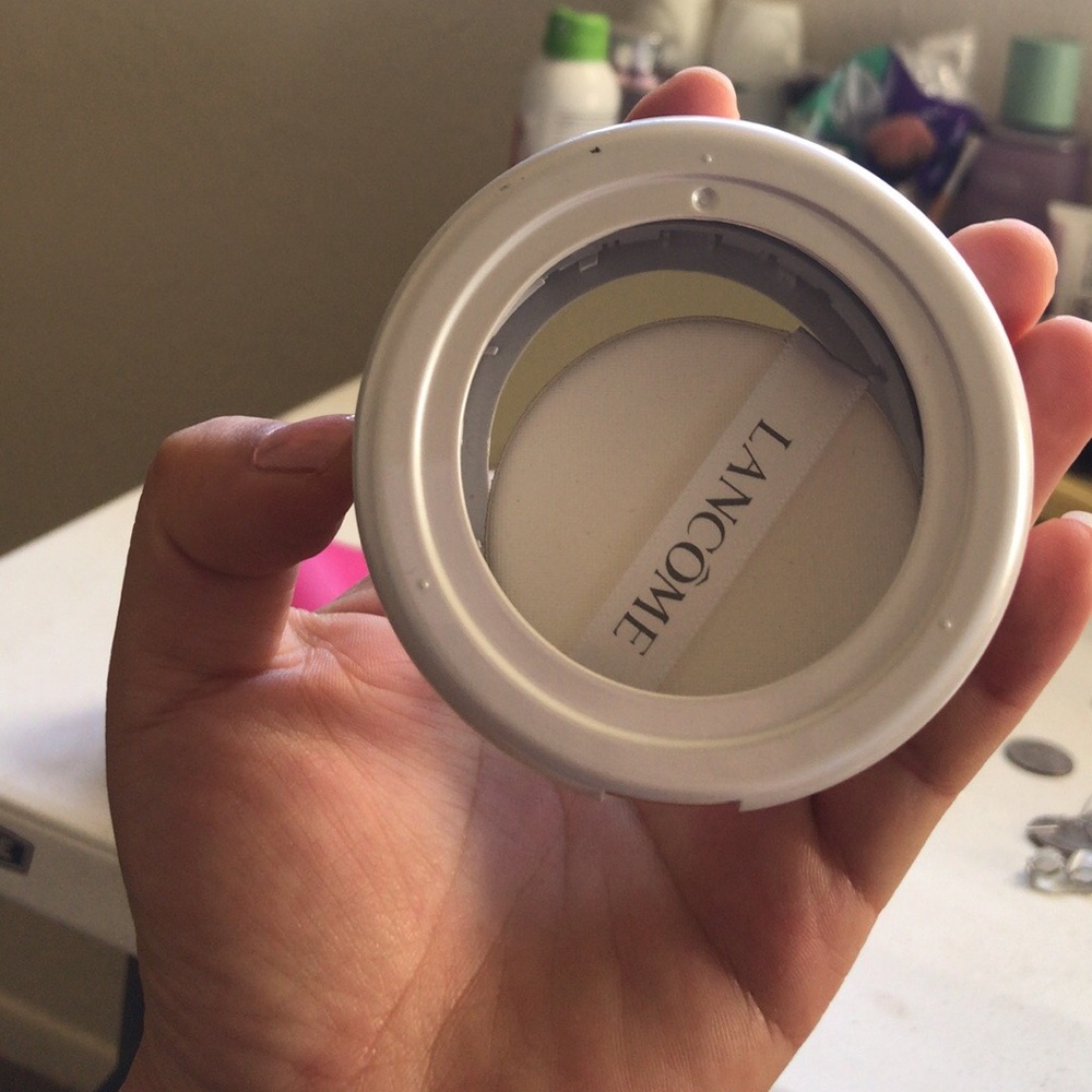 Lancôme cushion shell